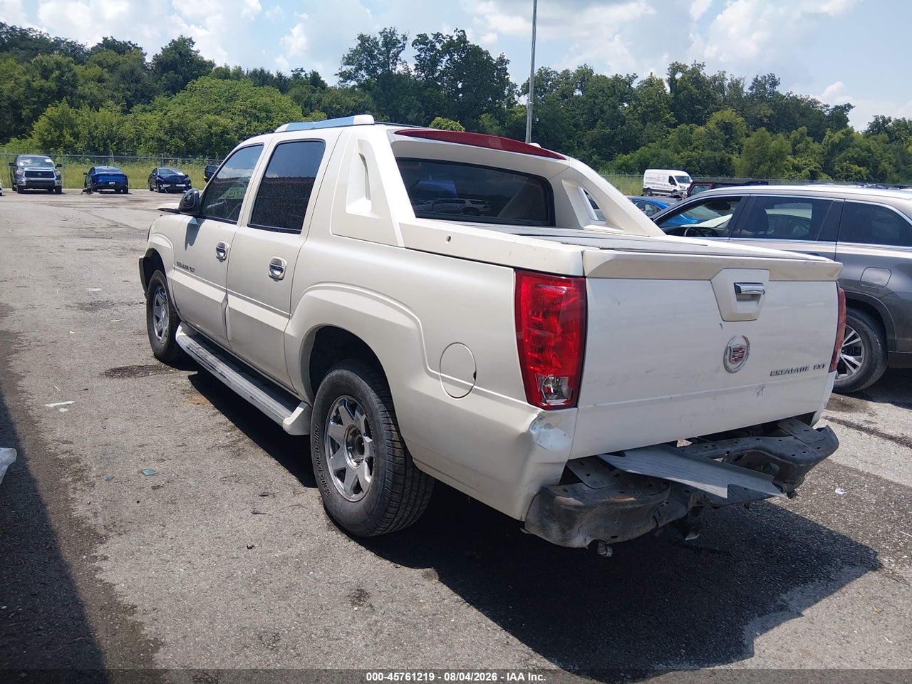 2004 CADILLAC ESCALADE EXT STANDARD · 3/11