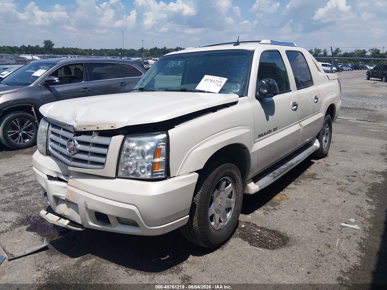 2004 CADILLAC ESCALADE EXT STANDARD · 2/11