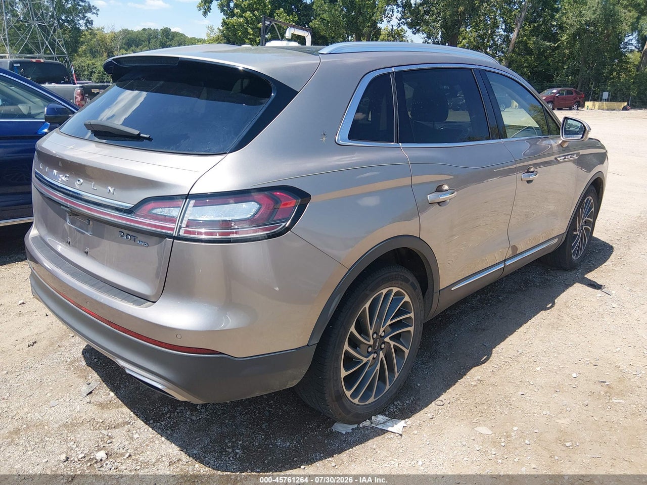 2019 LINCOLN NAUTILUS RESERVE · 4/11