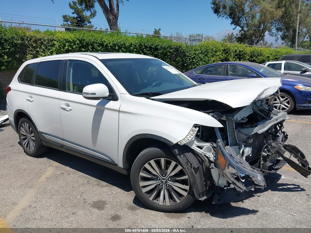 JA4AD3A31KZ****** · 2019 MITSUBISHI OUTLANDER SE