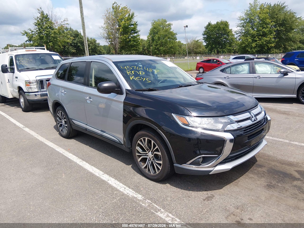JA4AD2A31GZ****** · 2016 MITSUBISHI OUTLANDER ES