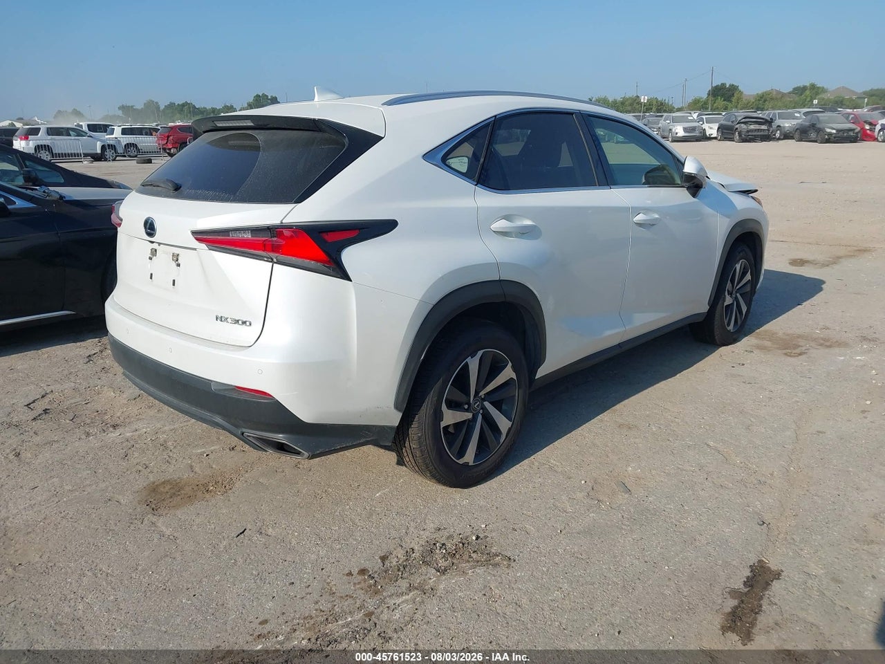 2020 LEXUS NX 300 · 4/11