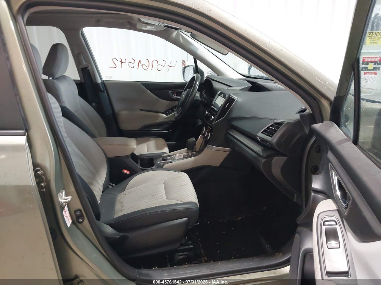 2019 SUBARU FORESTER PREMIUM · 5/11