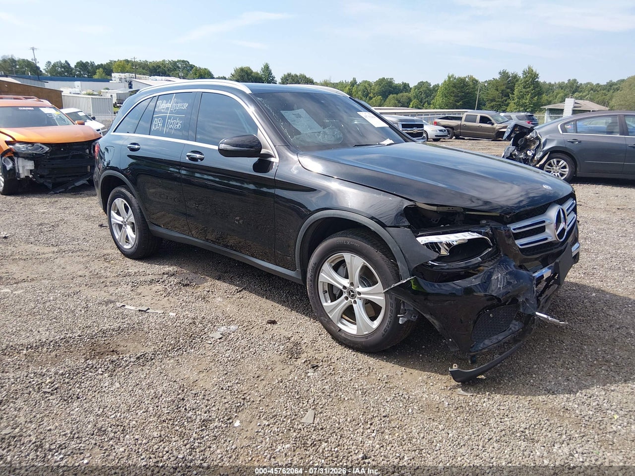 WDC0G4JBXHF****** · 2017 MERCEDES-BENZ GLC 300