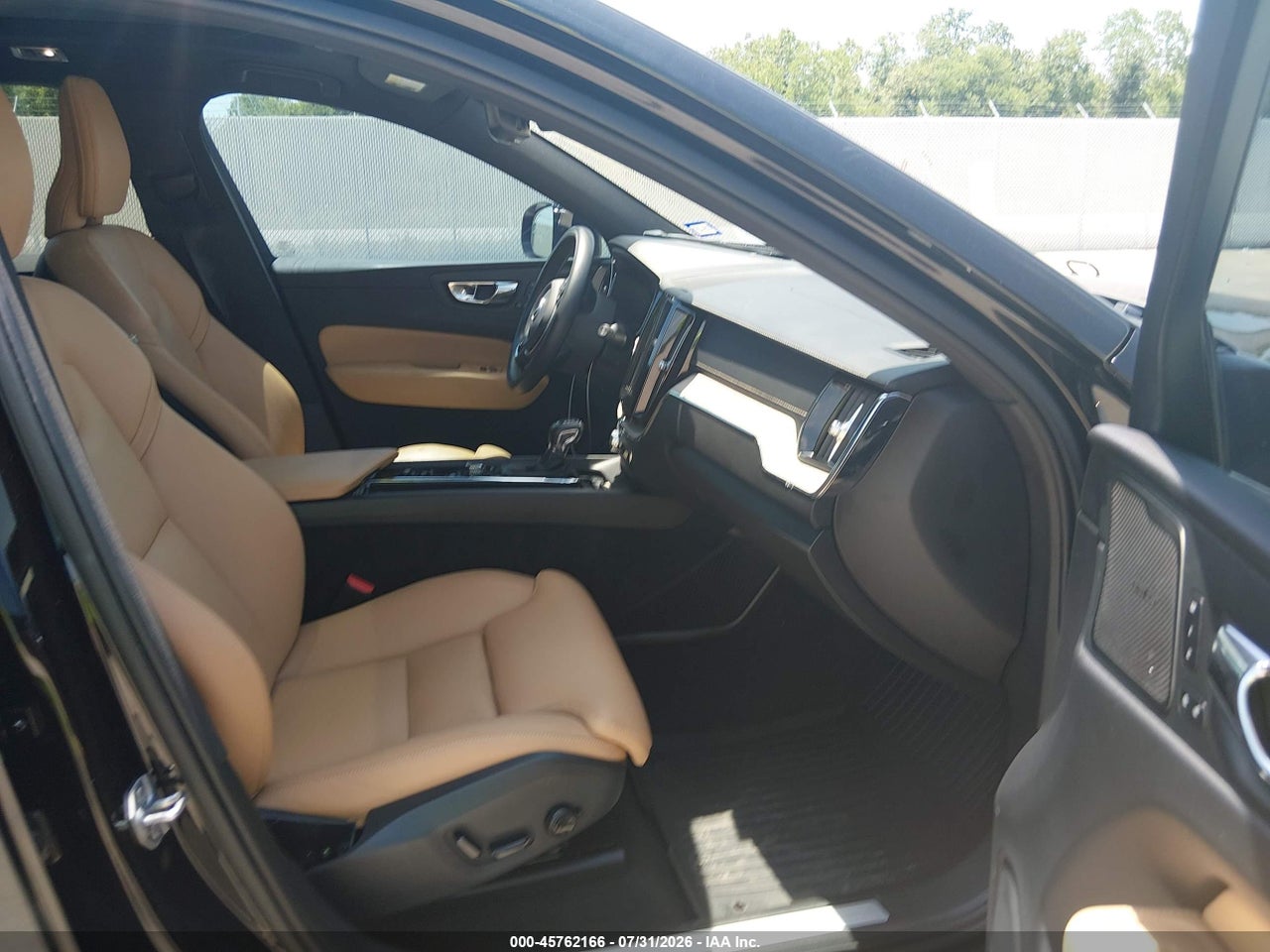 2019 VOLVO XC60 T6 INSCRIPTION · 5/11