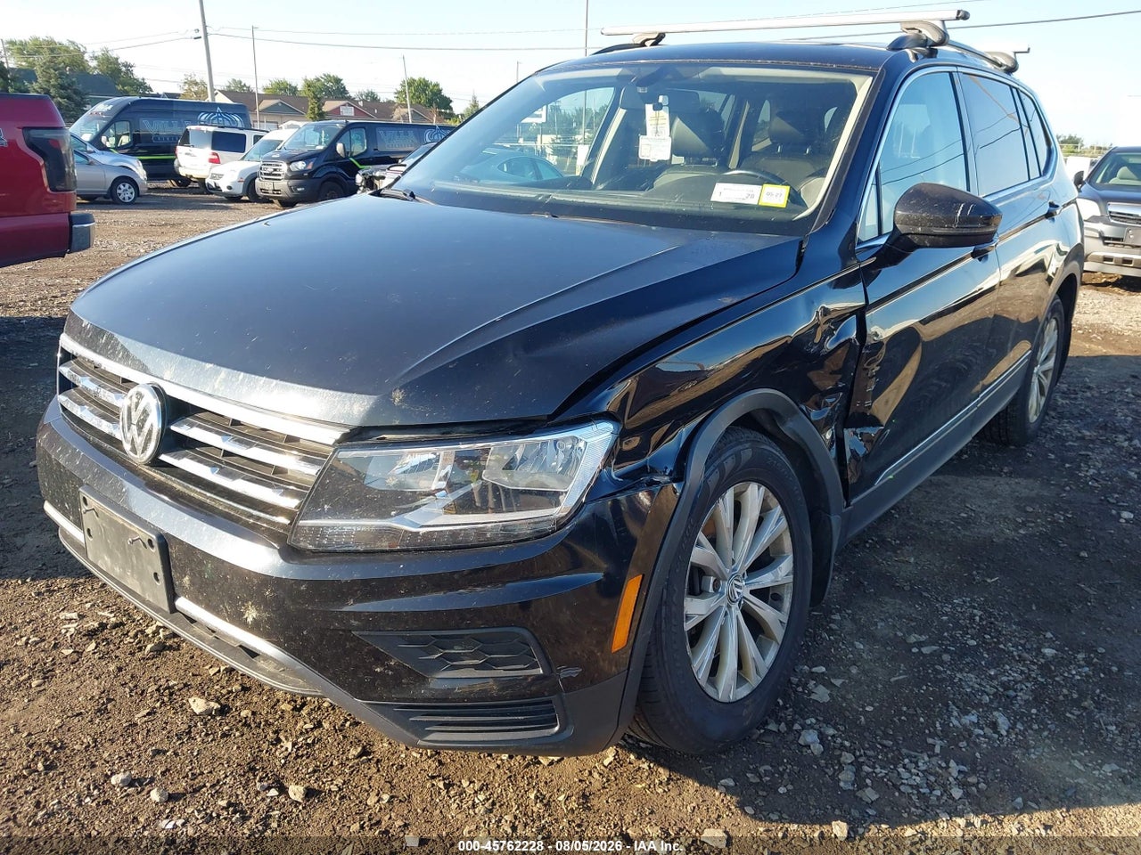 2018 VOLKSWAGEN TIGUAN 2.0T SE/2.0T SEL · 6/11