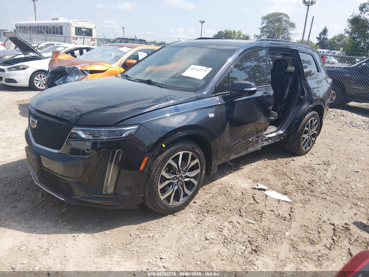 2021 CADILLAC XT6 SPORT · 2/11