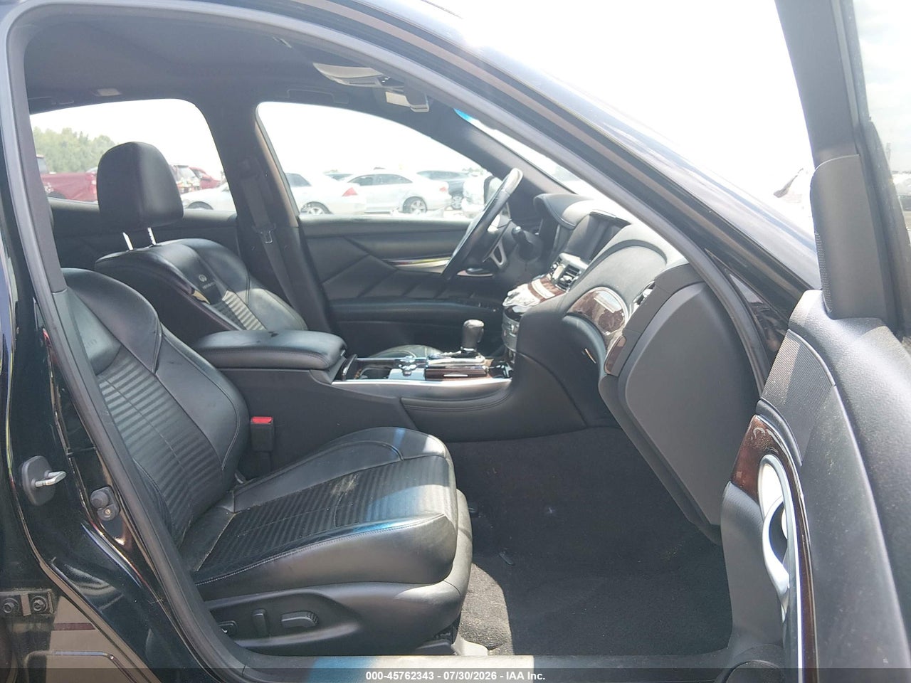 2013 INFINITI M37 · 5/11