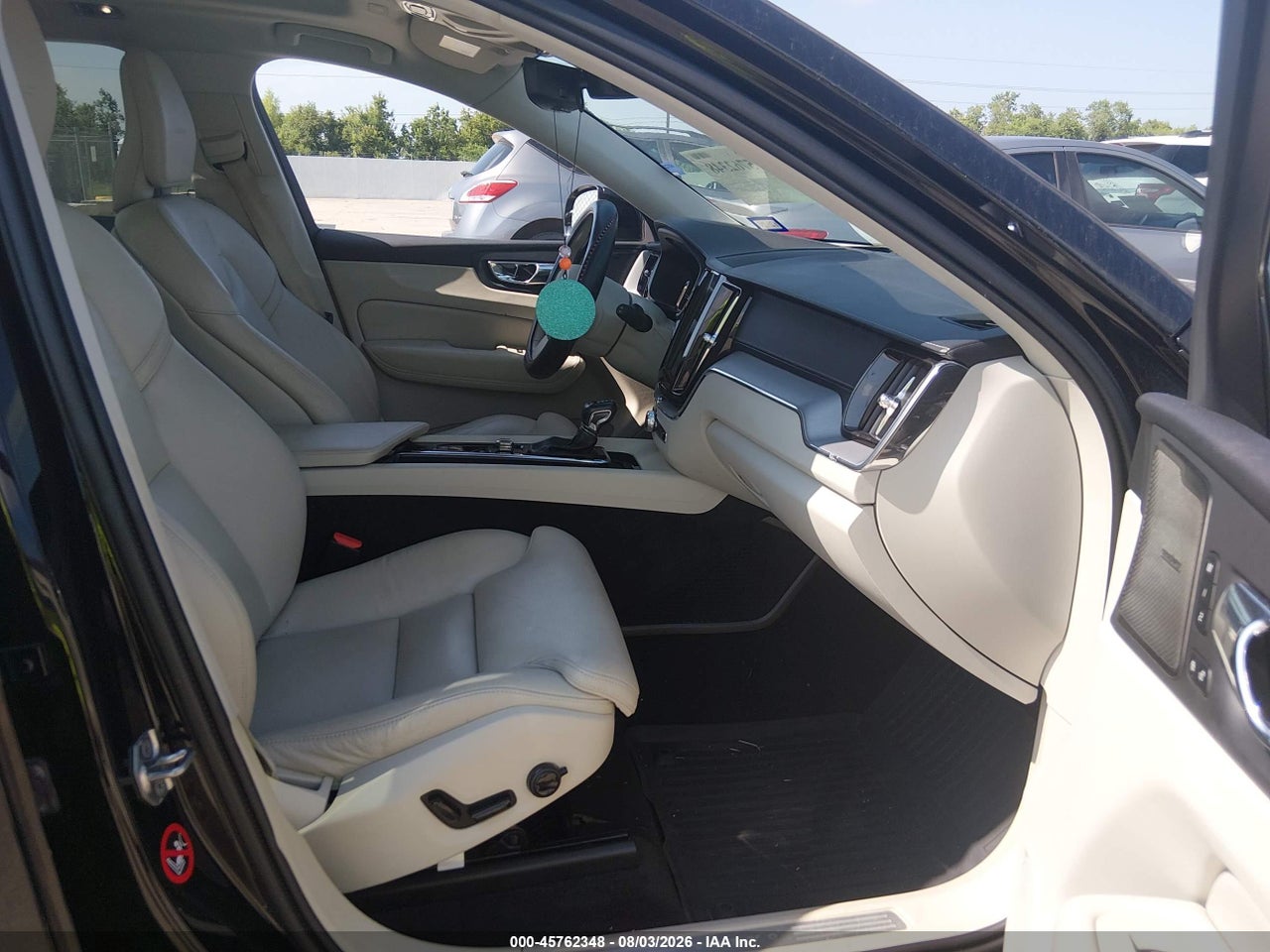 2019 VOLVO XC60 T6 INSCRIPTION · 5/11