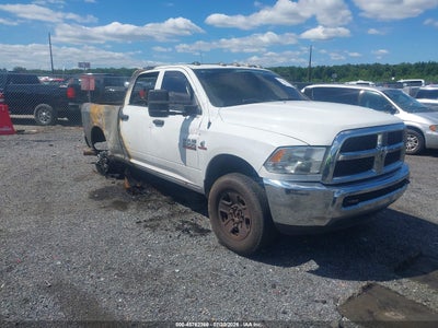 3C6UR5CL0JG****** · 2018 RAM 2500 TRADESMAN  4X4 6'4 BOX