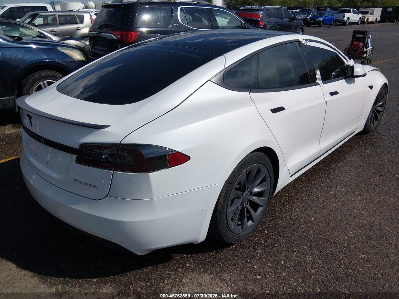 2020 TESLA MODEL S PERFORMANCE DUAL MOTOR ALL-WHEEL DRIVE · 4/9