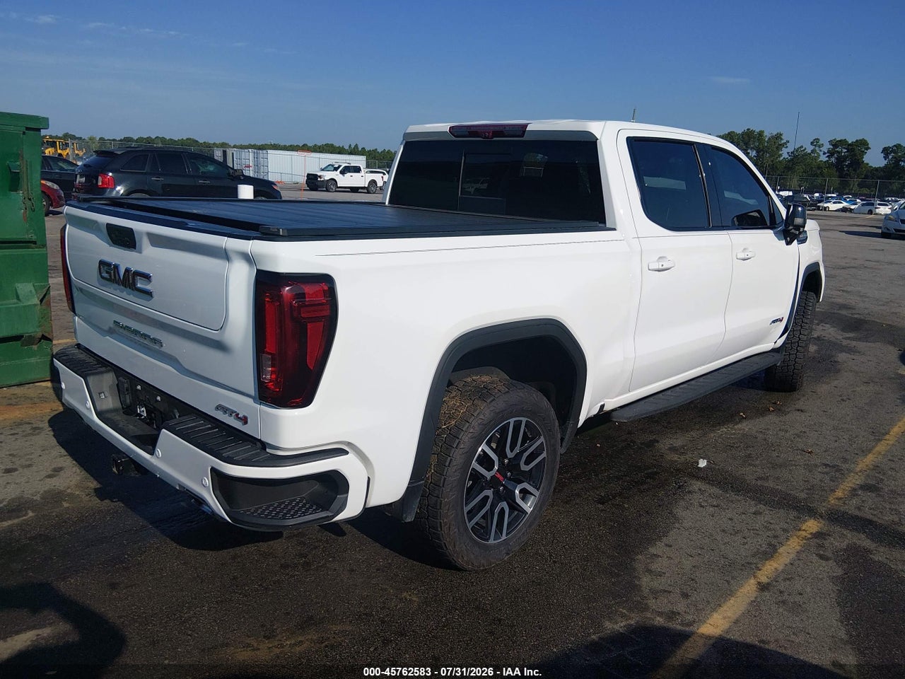2022 GMC SIERRA 1500 LIMITED 4WD  SHORT BOX AT4 · 4/11