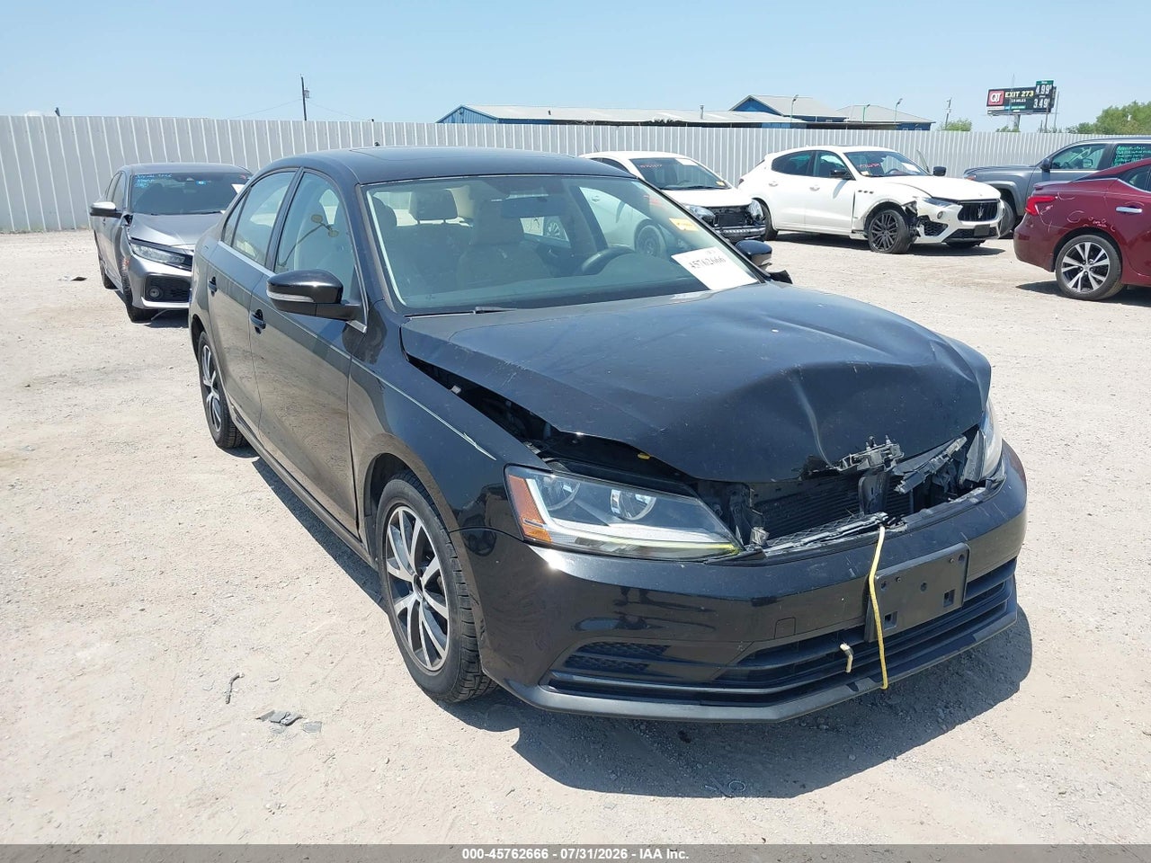 3VWDB7AJXHM****** · 2017 VOLKSWAGEN JETTA 1.4T SE
