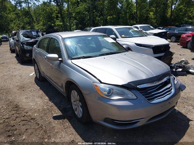 1C3CCBBB5DN****** · 2013 CHRYSLER 200 TOURING