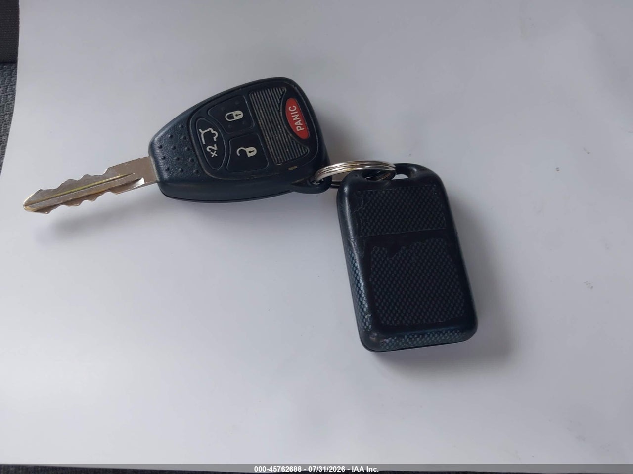 2C3JA43R65H****** · 2005 CHRYSLER 300   · 11/11