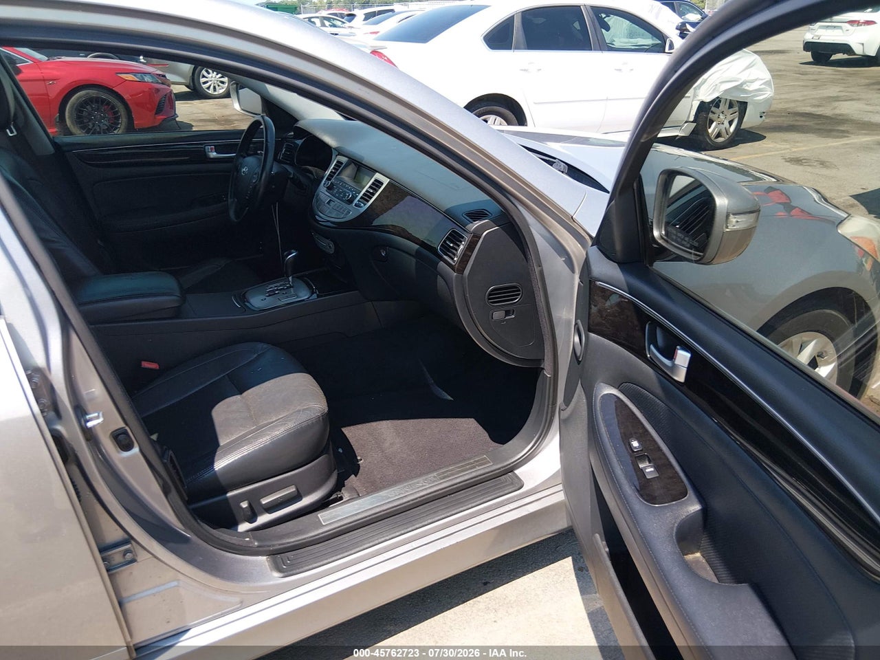 2012 HYUNDAI GENESIS 3.8 · 5/11