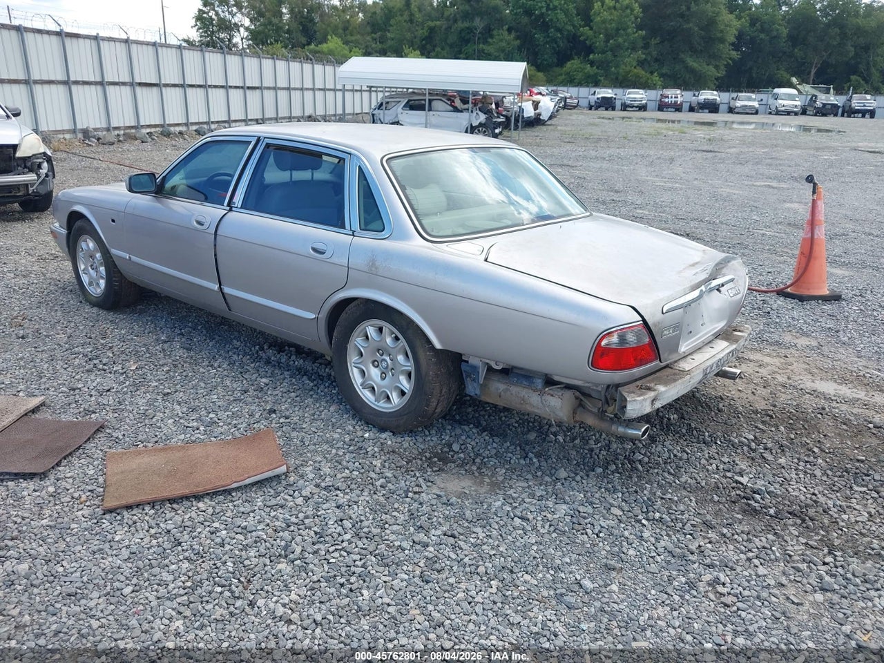 2000 JAGUAR XJ8 · 3/11