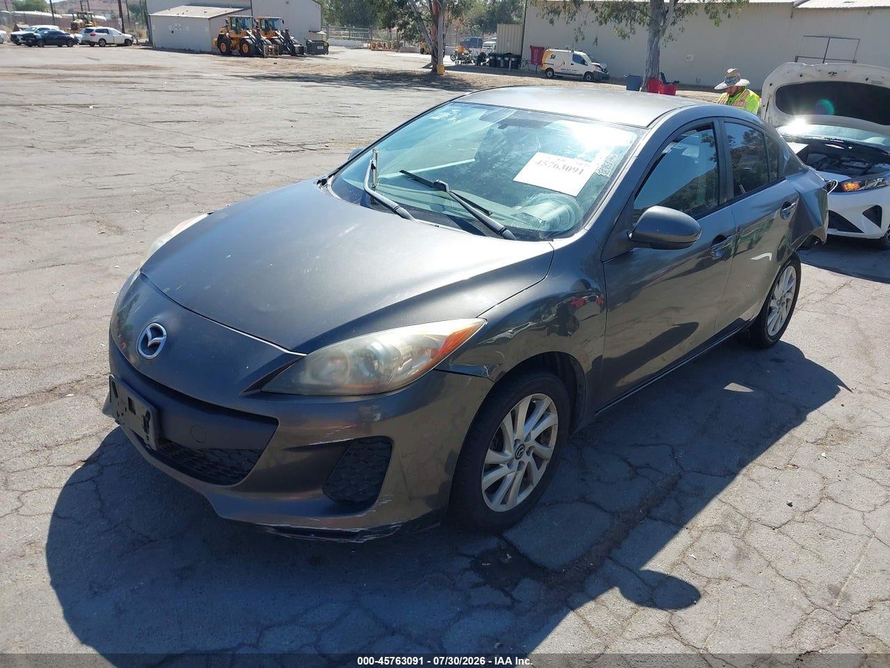 2013 MAZDA MAZDA3 I TOURING · 2/11