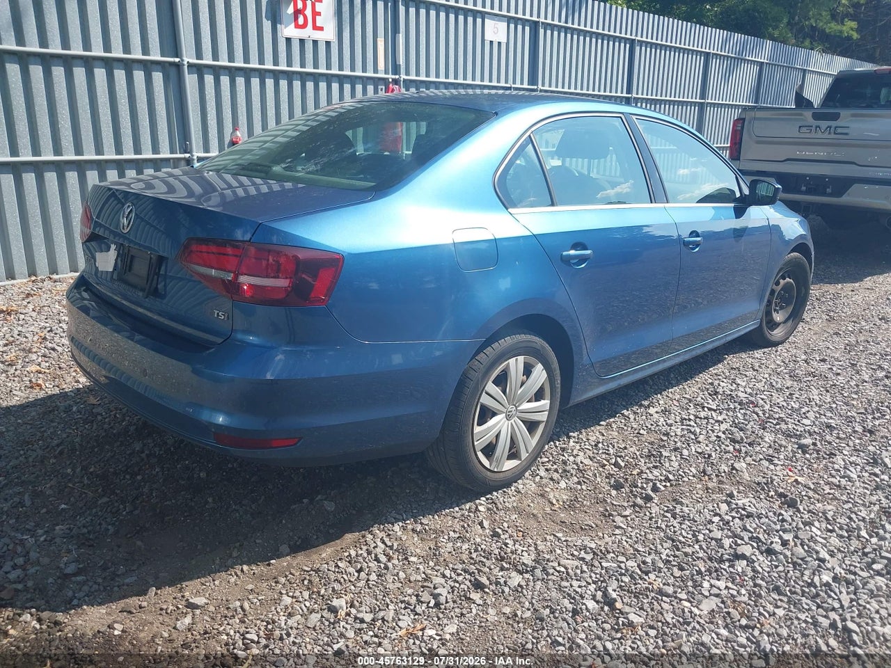 2017 VOLKSWAGEN JETTA 1.4T S · 4/11