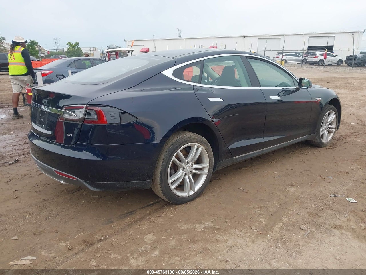 2013 TESLA MODEL S · 4/10