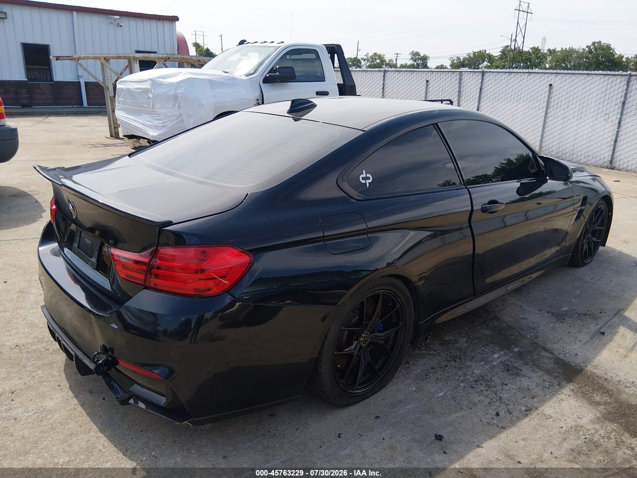 2016 BMW M4 · 4/11