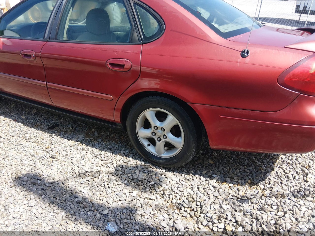 1FAFP53U71A****** · 2001 FORD TAURUS SE · 6/11