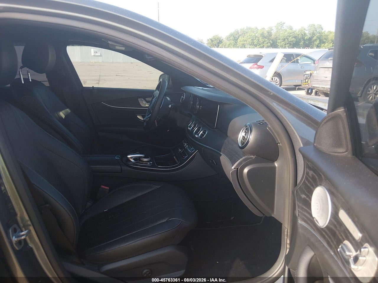 2019 MERCEDES-BENZ E 300   · 5/11