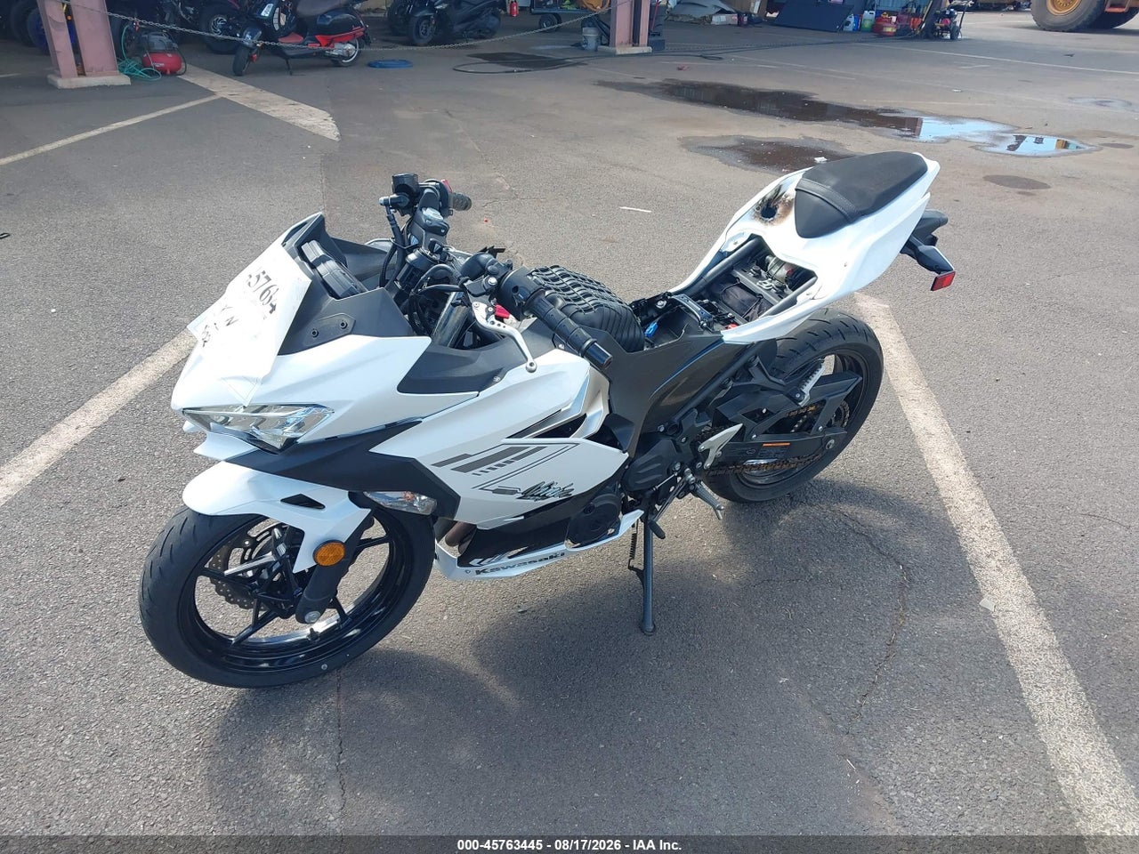 2023 KAWASAKI EX400 · 2/11