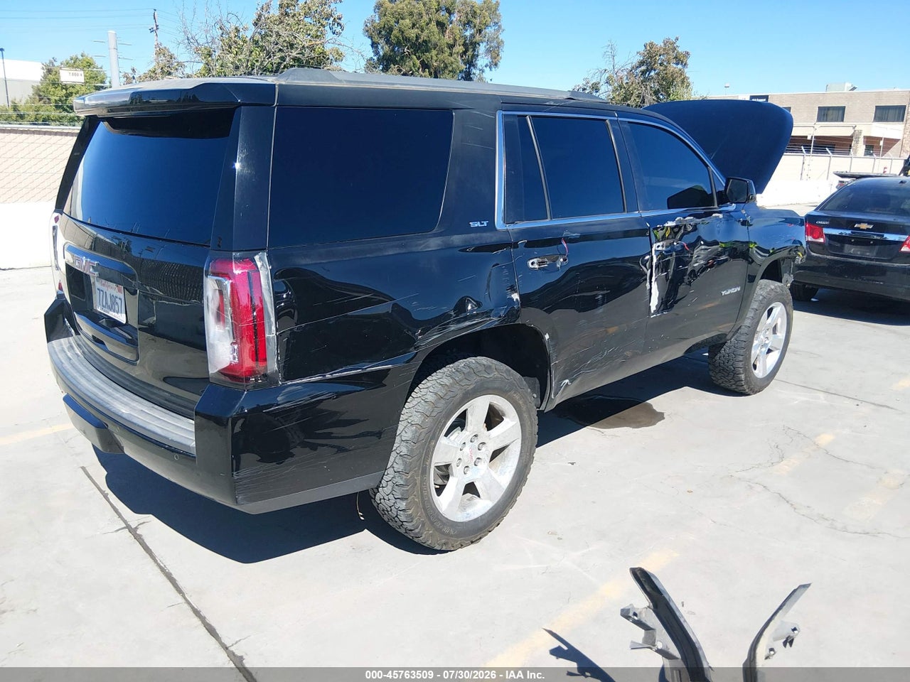 2016 GMC YUKON SLT · 4/11