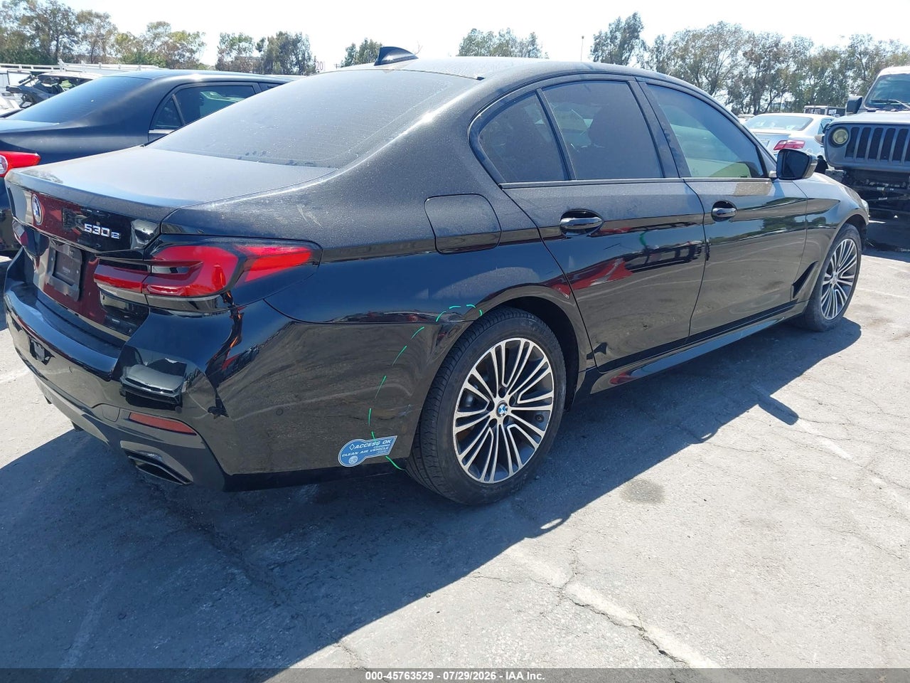 2021 BMW 530E · 4/11