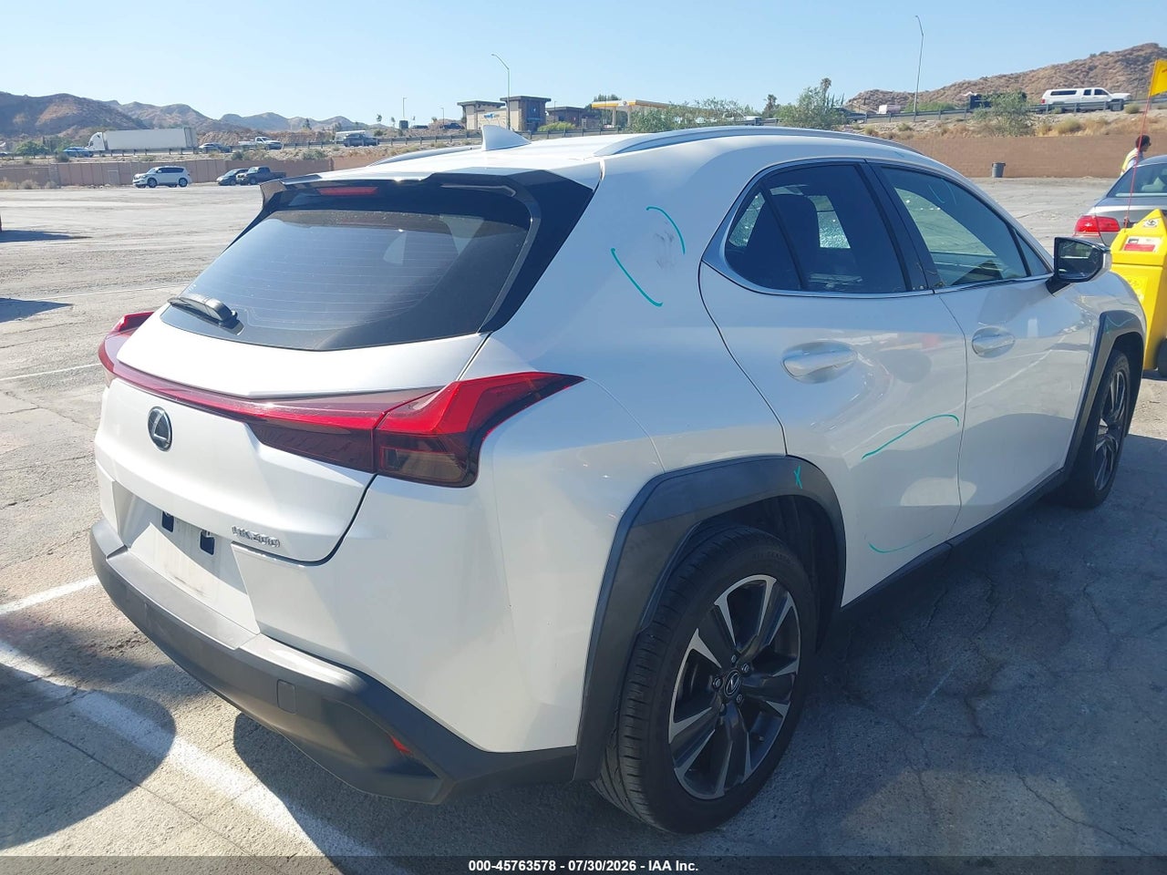 2019 LEXUS UX 200 · 4/11