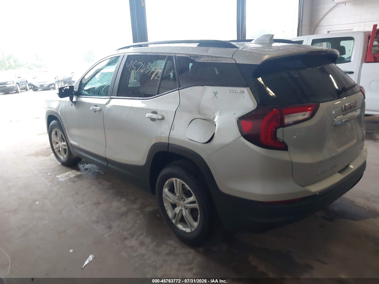 2022 GMC TERRAIN SLE · 3/11