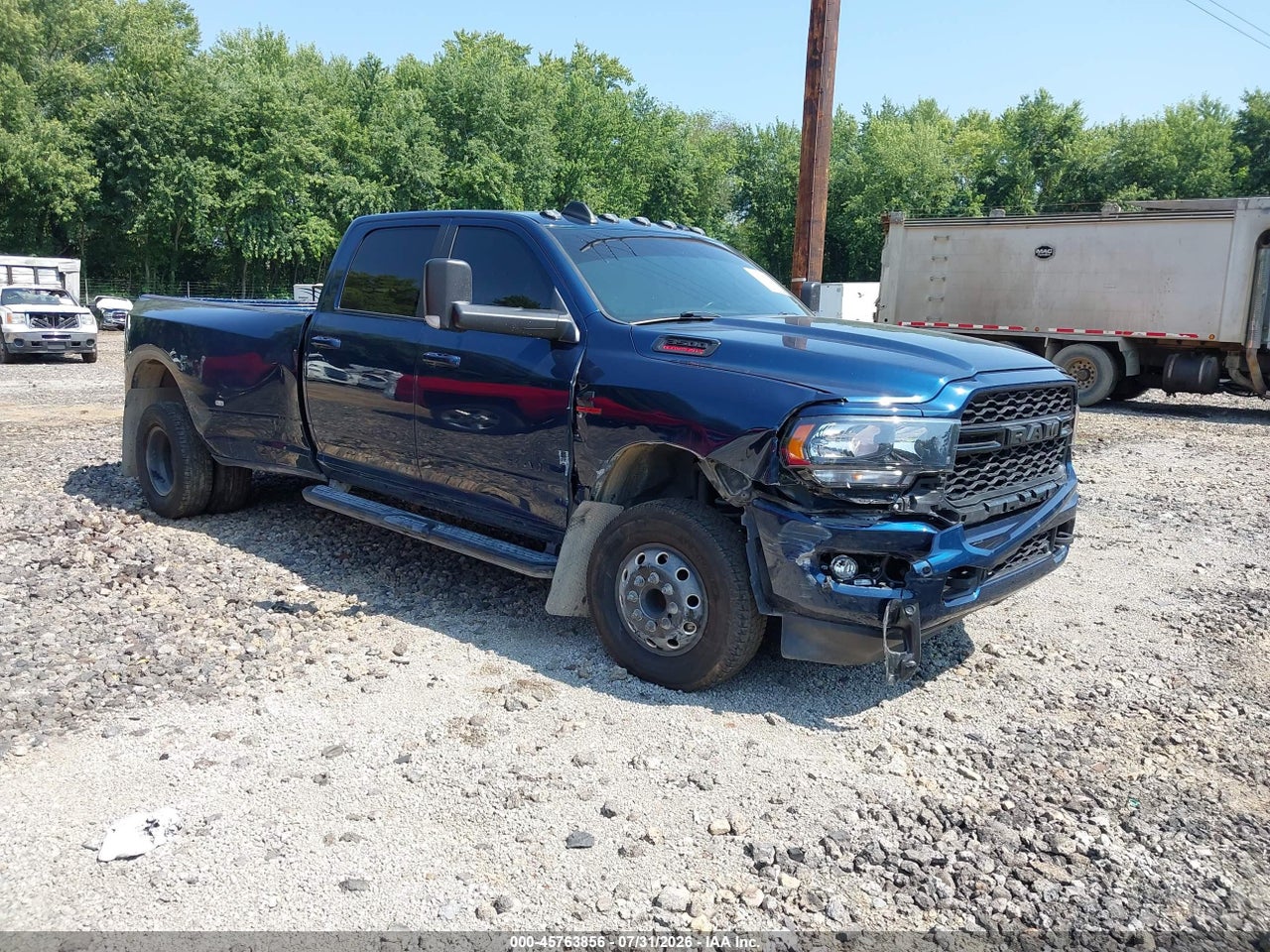 2022 RAM 3500 BIG HORN 4X4 8' BOX