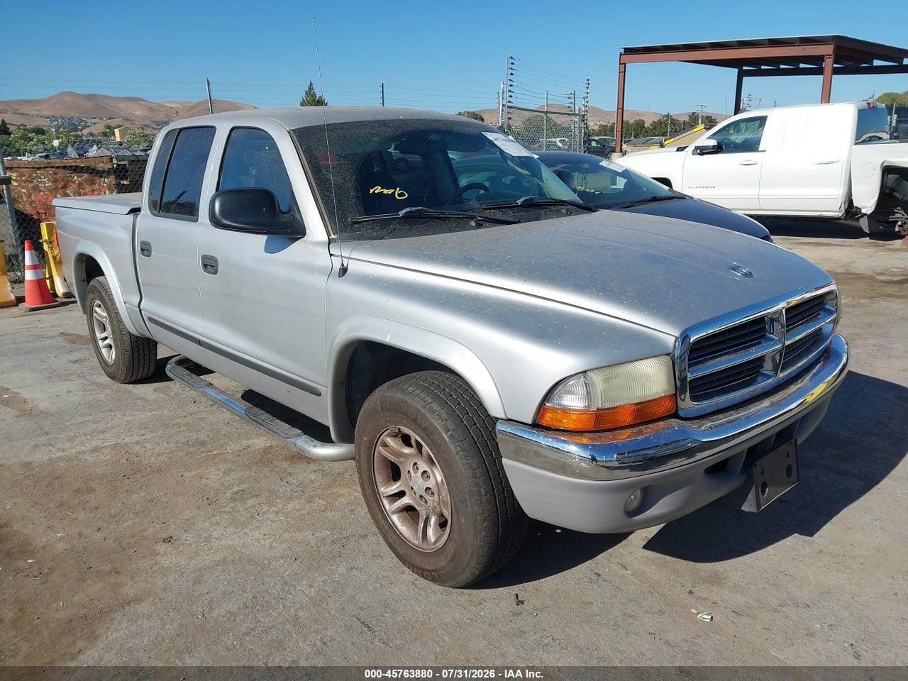 1D7HL48N34S****** · 2004 DODGE DAKOTA SLT