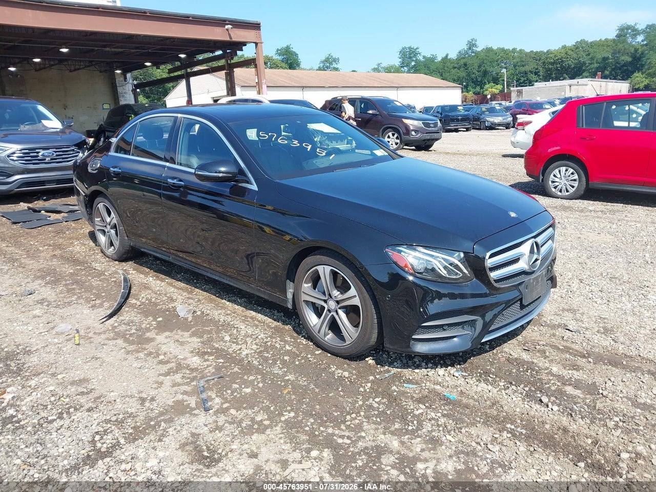 WDDZF4KBXHA****** · 2017 MERCEDES-BENZ E 300 4MATIC