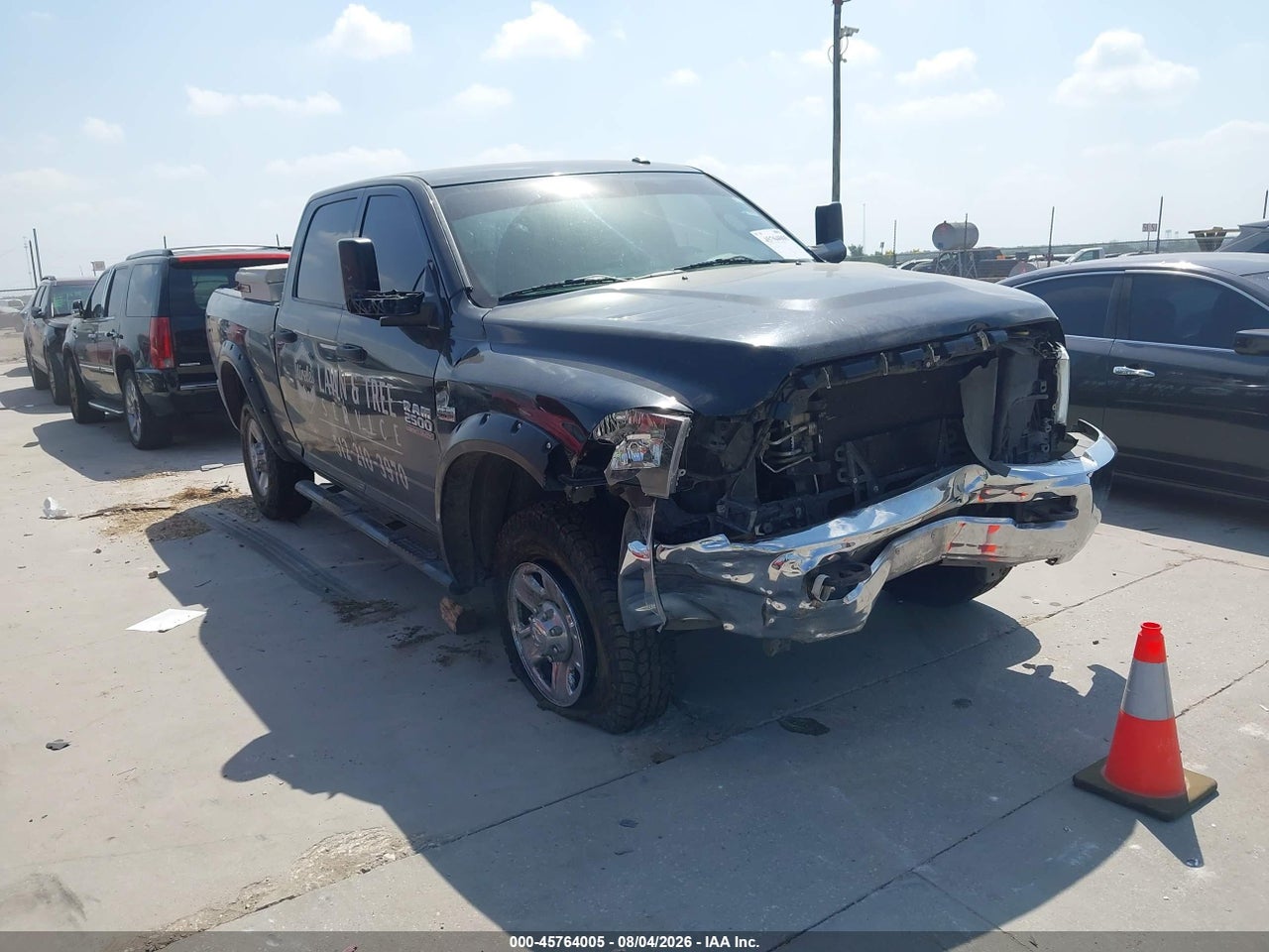3C6UR5CJ7HG****** · 2017 RAM 2500 TRADESMAN  4X4 6'4 BOX