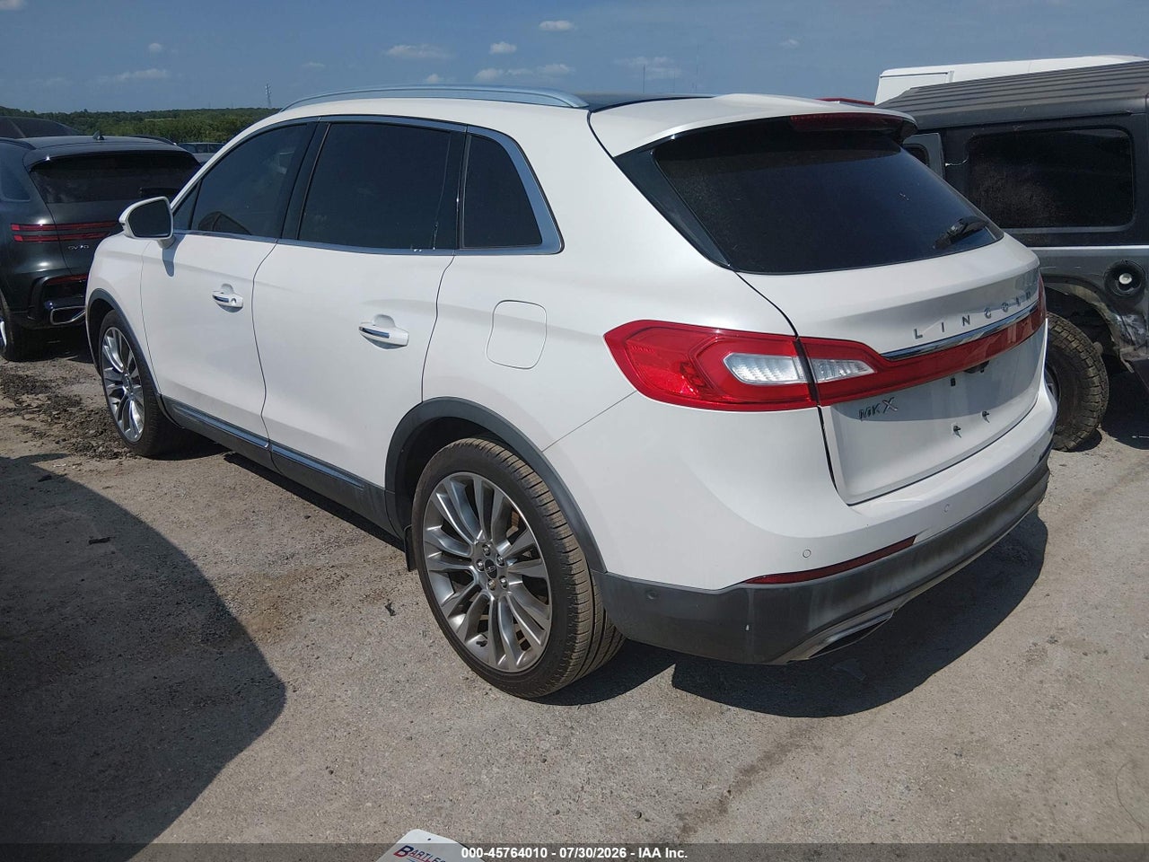 2016 LINCOLN MKX RESERVE · 3/11