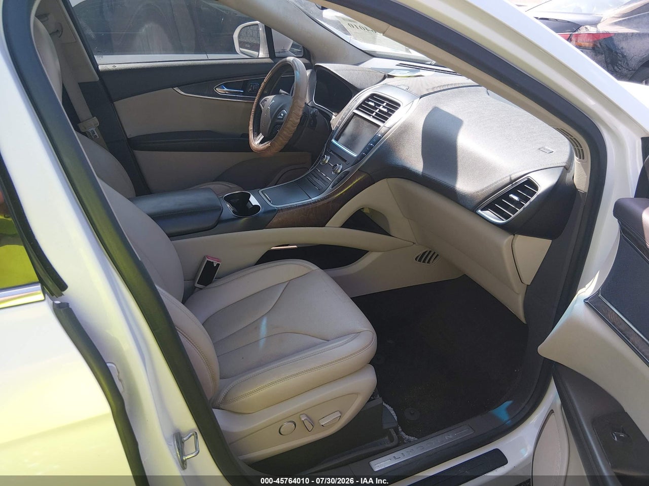 2016 LINCOLN MKX RESERVE · 5/11