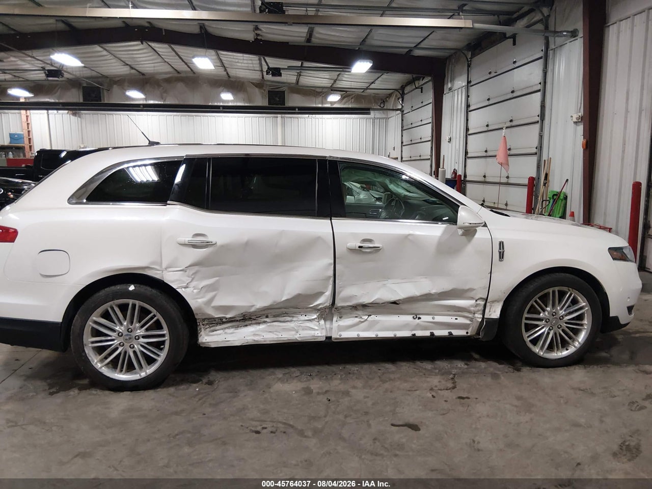 2019 LINCOLN MKT RESERVE · 6/11