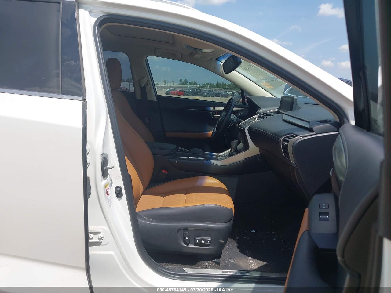 2019 LEXUS NX 300 · 5/11