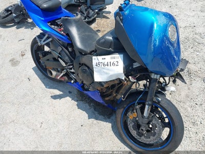 JYARN10Y02A****** · 2002 YAMAHA YZFR1