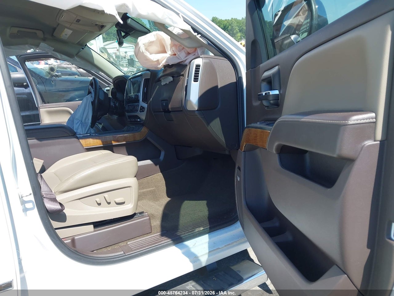 1GTR1NEC5HZ****** · 2017 GMC SIERRA 1500 SLT · 5/11