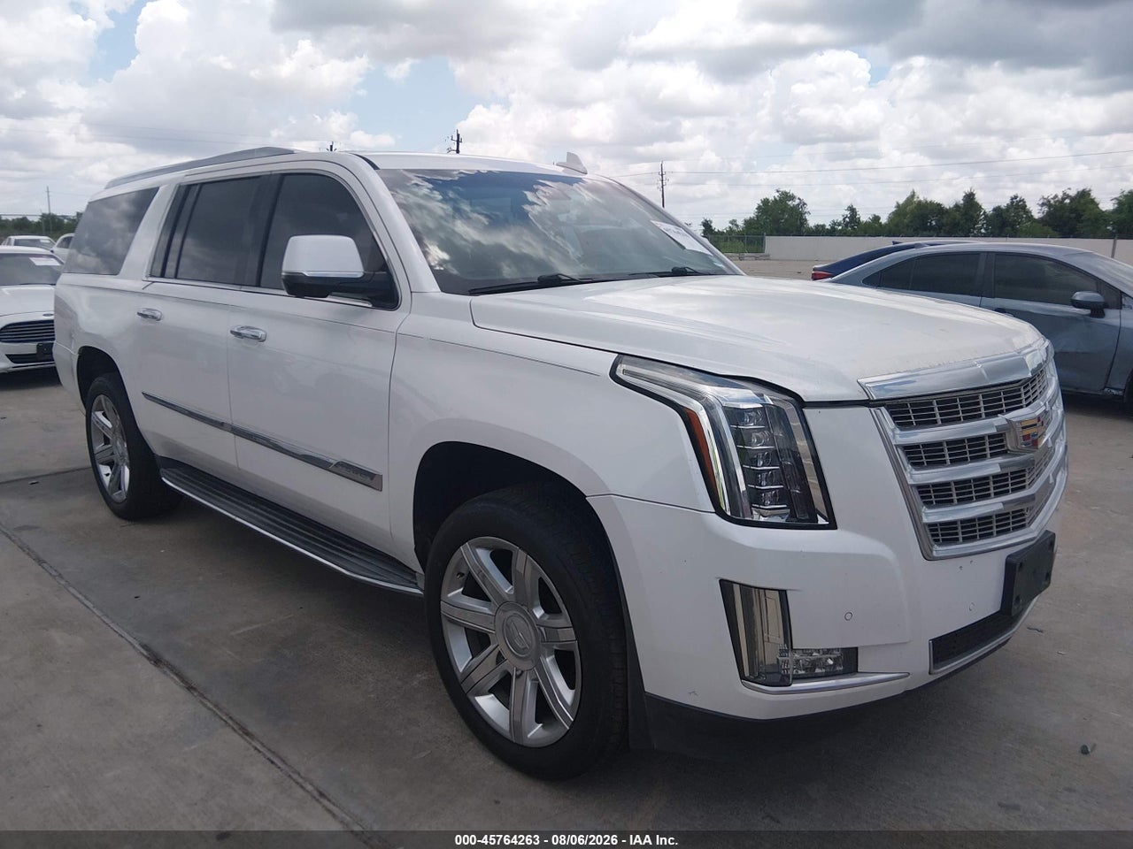 2016 CADILLAC ESCALADE ESV LUXURY COLLECTION