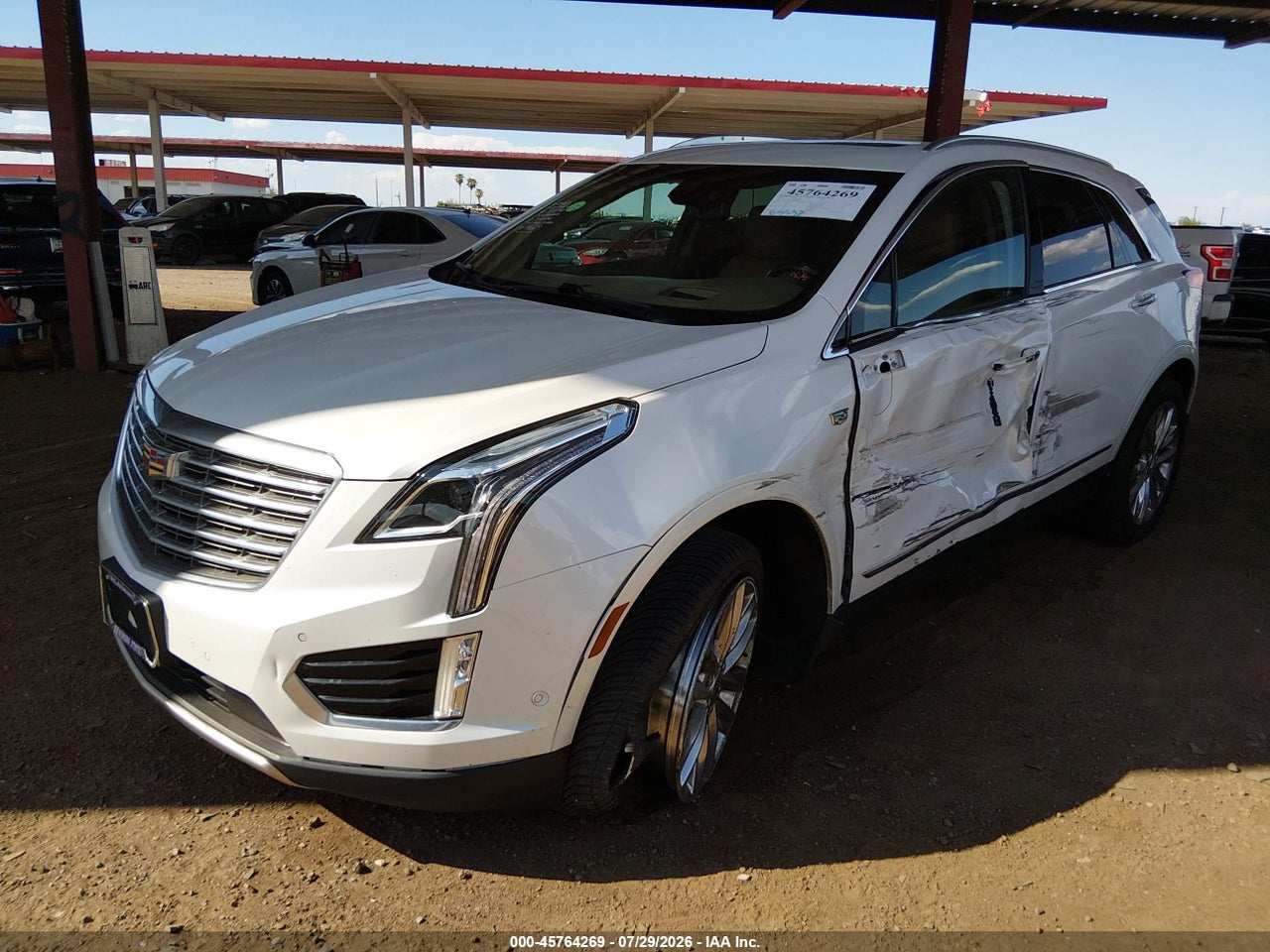 2017 CADILLAC XT5 PLATINUM · 2/11