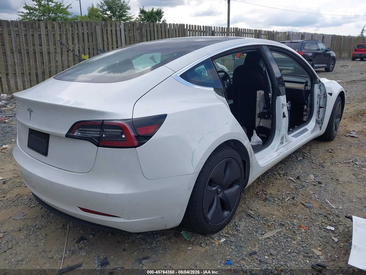 2020 TESLA MODEL 3 STANDARD RANGE PLUS REAR-WHEEL DRIVE/STANDARD RANGE REAR-WHEEL DRIVE · 4/10