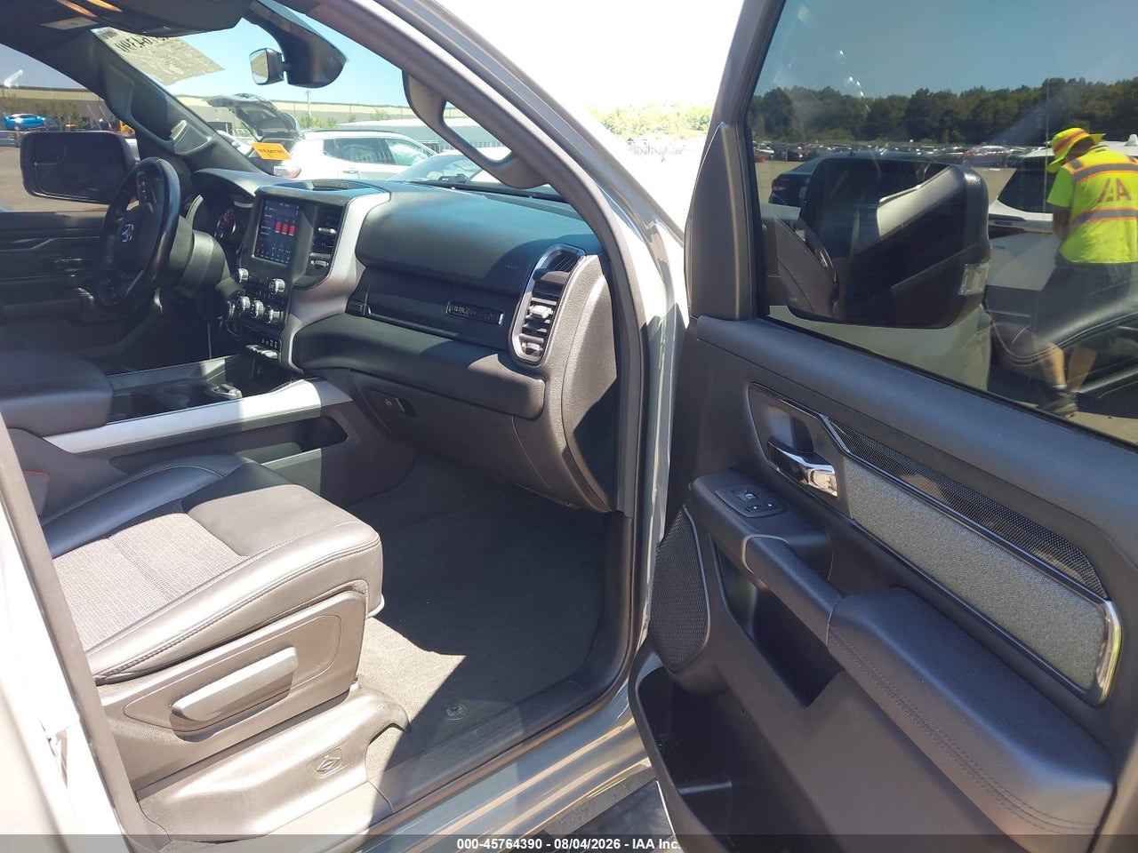 2020 RAM 1500   · 5/11