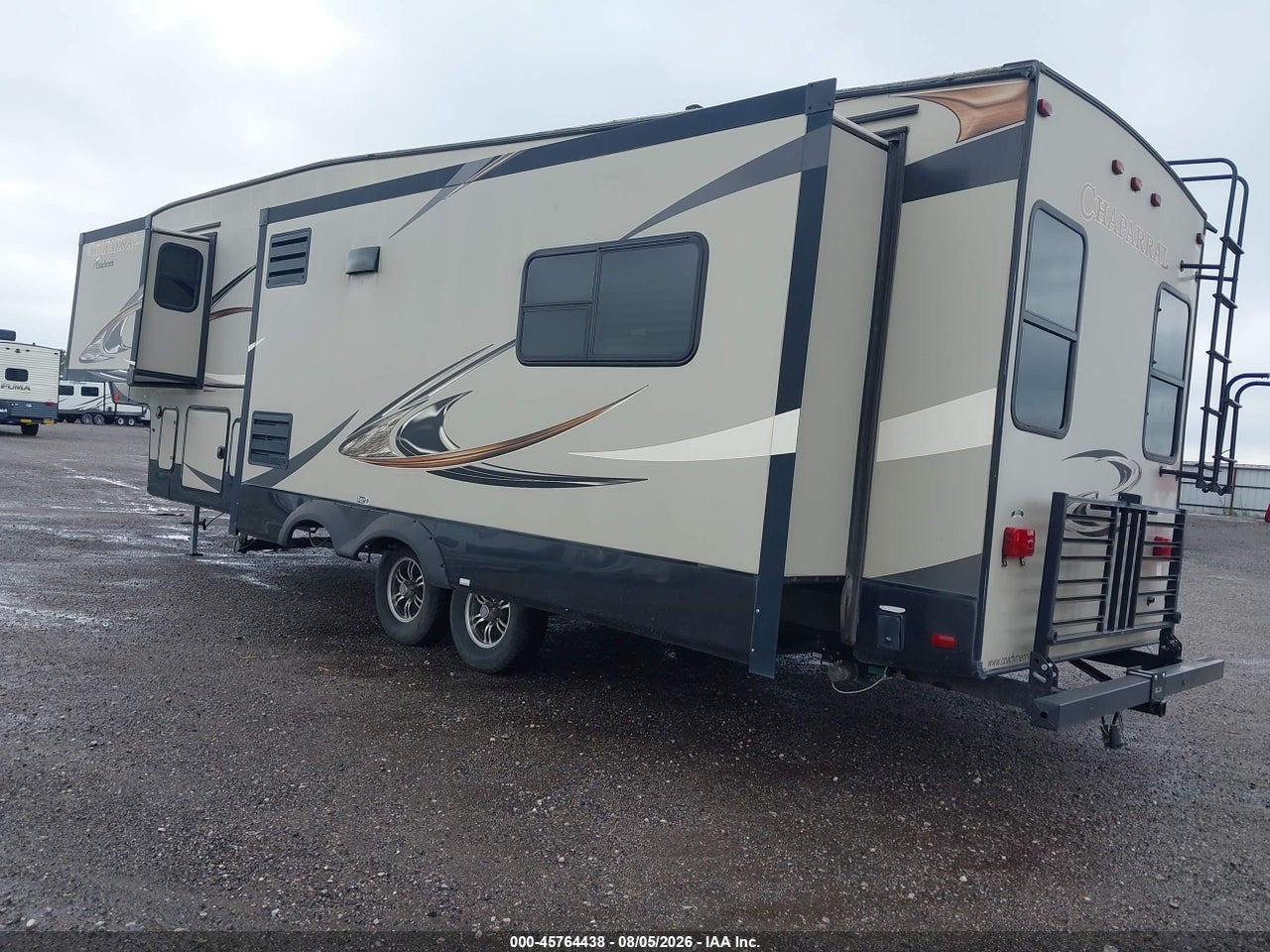 2015 FOREST RIVER CHAPARRAL 328 RES · 3/11