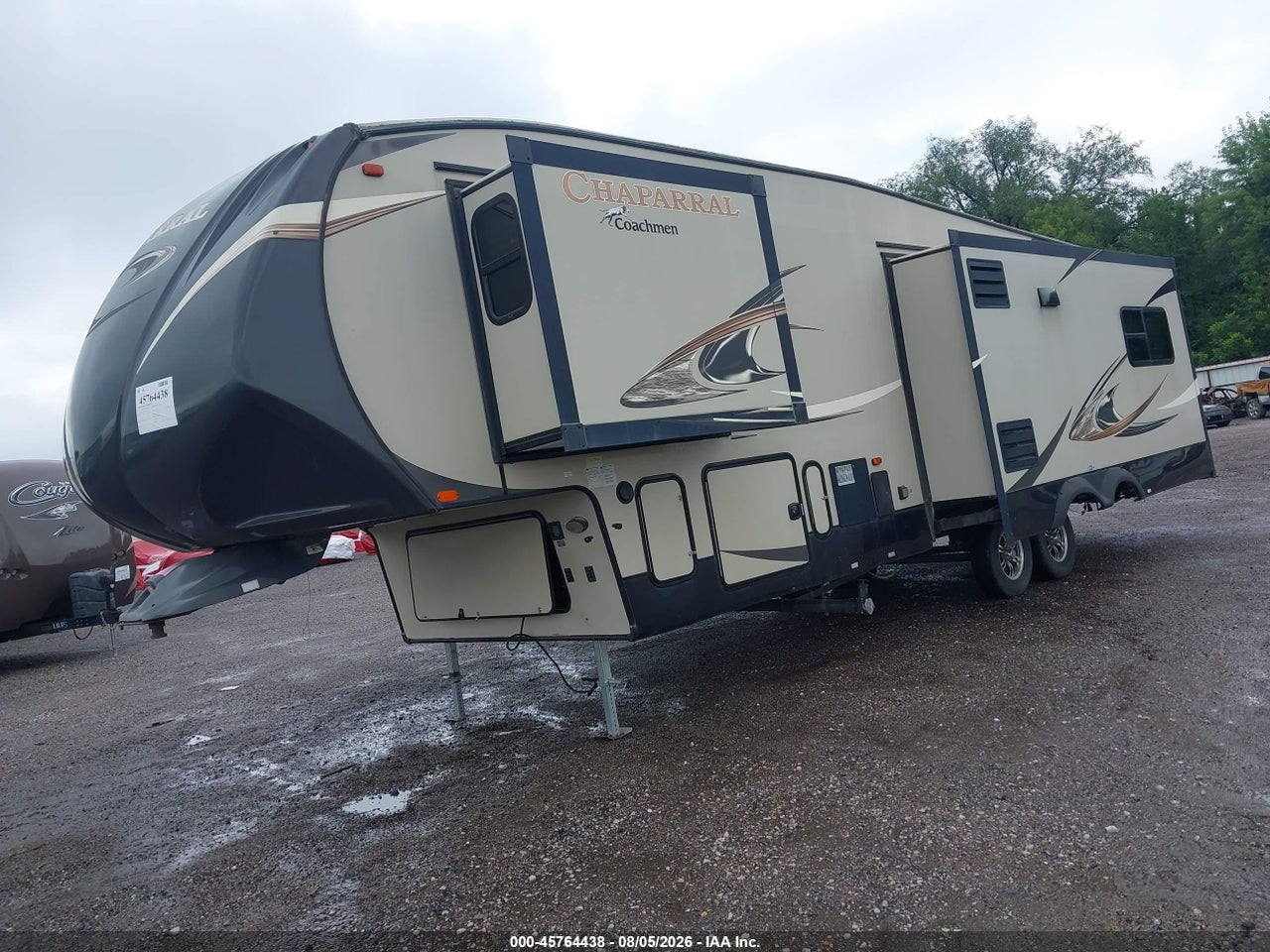 2015 FOREST RIVER CHAPARRAL 328 RES · 2/11