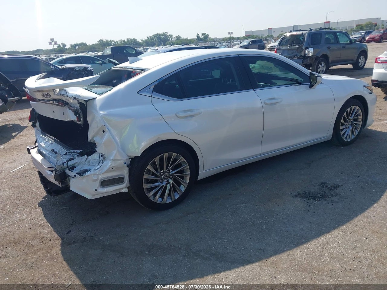 2023 LEXUS ES 350 ULTRA LUXURY · 4/11