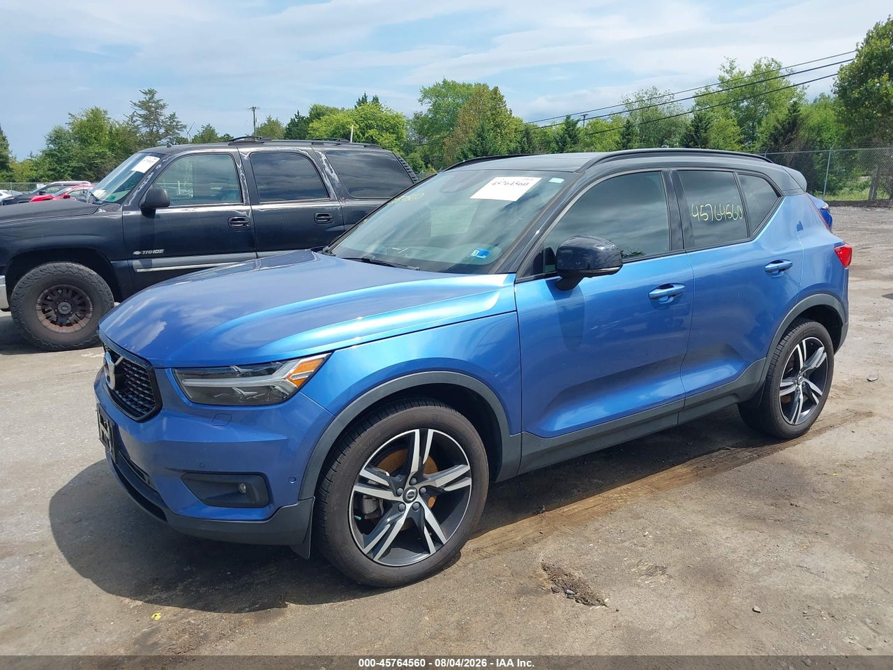 2019 VOLVO XC40 T5 R-DESIGN · 2/11